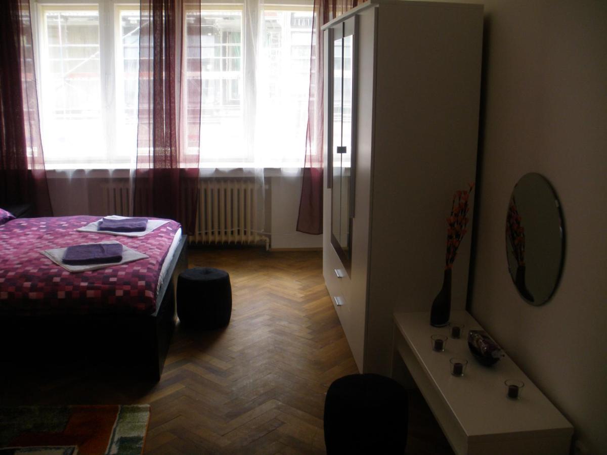 Apartments Tronicek Prága Kültér fotó