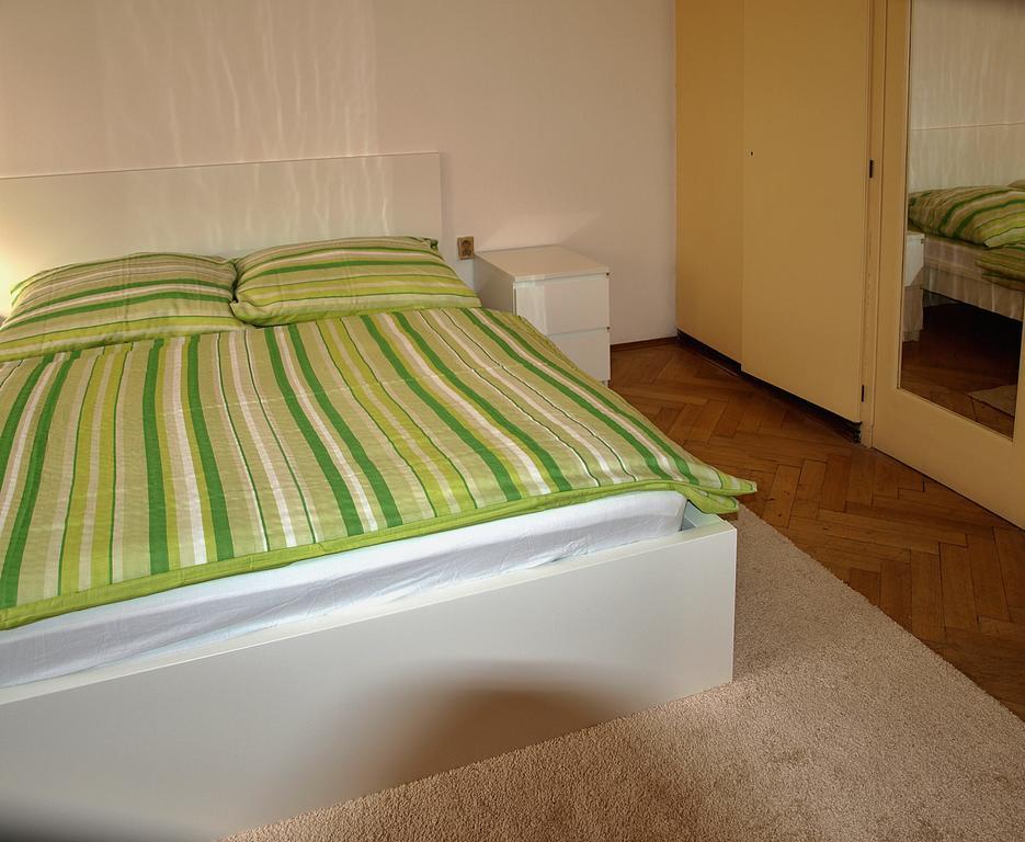 Apartments Tronicek Prága Szoba fotó